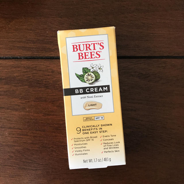 BURT'S BEES(バーツビーズ)のmimi様専用 BBクリーム&レッドダリア コスメ/美容のベースメイク/化粧品(その他)の商品写真