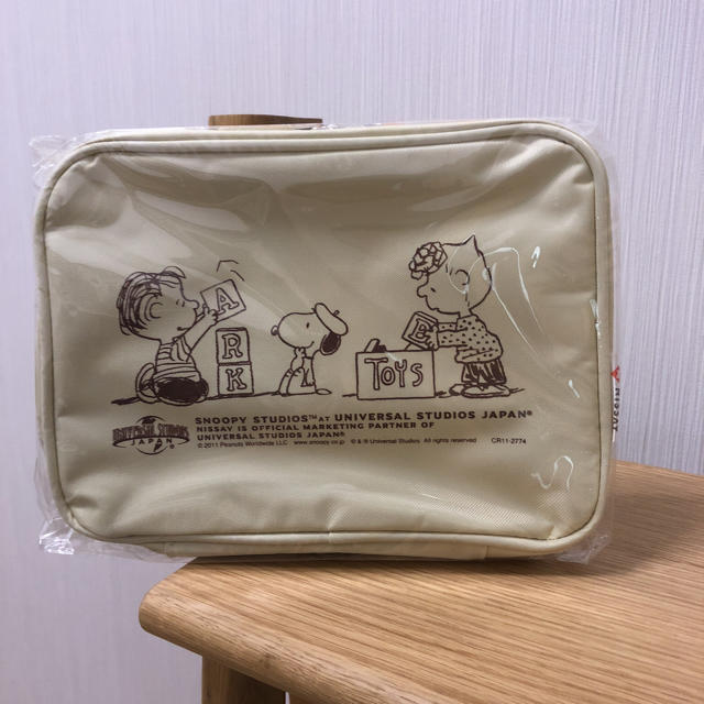 SNOOPY(スヌーピー)のオムツケース キッズ/ベビー/マタニティのおむつ/トイレ用品(ベビーおむつバッグ)の商品写真