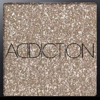 アディクション(ADDICTION)の#92 ❤️新品未開封❤️完売続出‼️人気カラー(アイシャドウ)