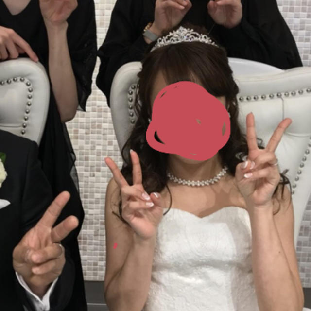 ティアラ 結婚式 ブライダル