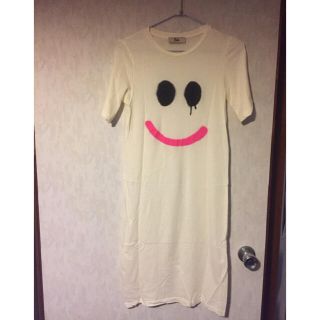 アクネ(ACNE)のRika Tシャツワンピース(ひざ丈ワンピース)