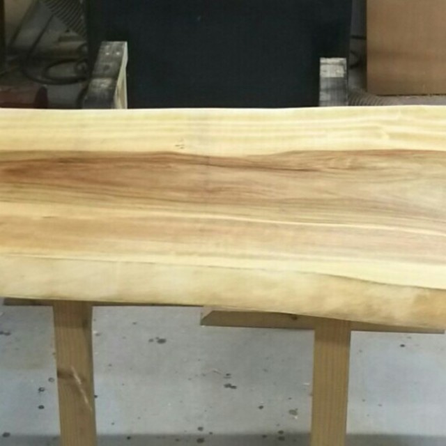 楠の木 ダイニングテーブル テーブル 天板 桐油 一枚板 インテリア/住まい/日用品の机/テーブル(ダイニングテーブル)の商品写真