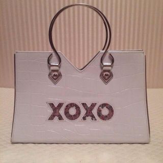 キスキス(XOXO)のXOXO即売れエナメルバッグ♡値下げ♡(ハンドバッグ)