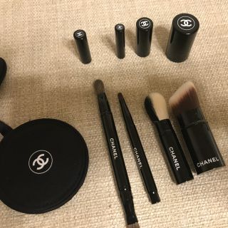 CHANEL   シャネル クリスマスメイクブラシセットの通販 by