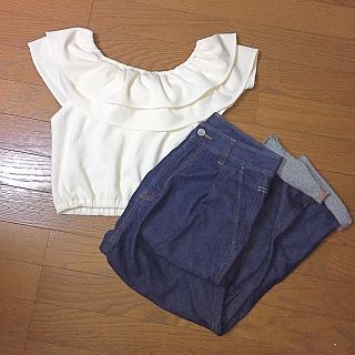 ダズリン(dazzlin)の【dazzlin 2015SS品】花柄オフショルトップス(カットソー(半袖/袖なし))