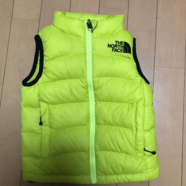 THE NORTH FACE(ザノースフェイス)のノースフェイス  キッズ90ハーフダウン キッズ/ベビー/マタニティのキッズ服男の子用(90cm~)(ジャケット/上着)の商品写真