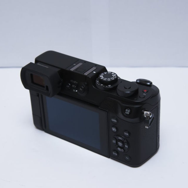 Panasonic(パナソニック)の【未使用】Panasonic LUMIX DMC-GX8H ボディ スマホ/家電/カメラのカメラ(ミラーレス一眼)の商品写真