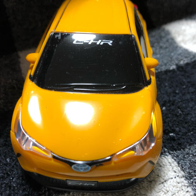 トヨタ(トヨタ)のミニカー  TOYOTA  C-HR エンタメ/ホビーのおもちゃ/ぬいぐるみ(ミニカー)の商品写真