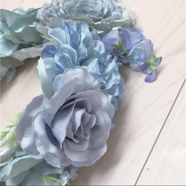 花冠 ウエディング リーフ ティアラ ブルー ハンドメイドのウェディング(ヘッドドレス/ドレス)の商品写真