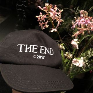 オフホワイト(OFF-WHITE)のOff-white the end キャップ 完売(キャップ)