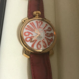ガガミラノ(GaGa MILANO)のガガミラノ　時計　赤(腕時計)