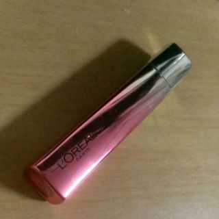 ロレアルパリ(L'Oreal Paris)のユイルカレス 804(リップグロス)