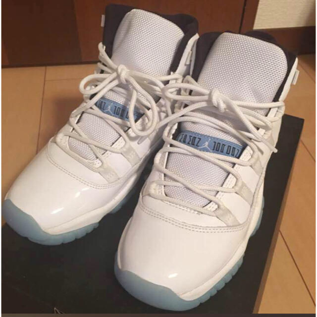 NIKE(ナイキ)の専用 AIR JORDAN 11 RETRO "LEGEND BLUE" レディースの靴/シューズ(スニーカー)の商品写真