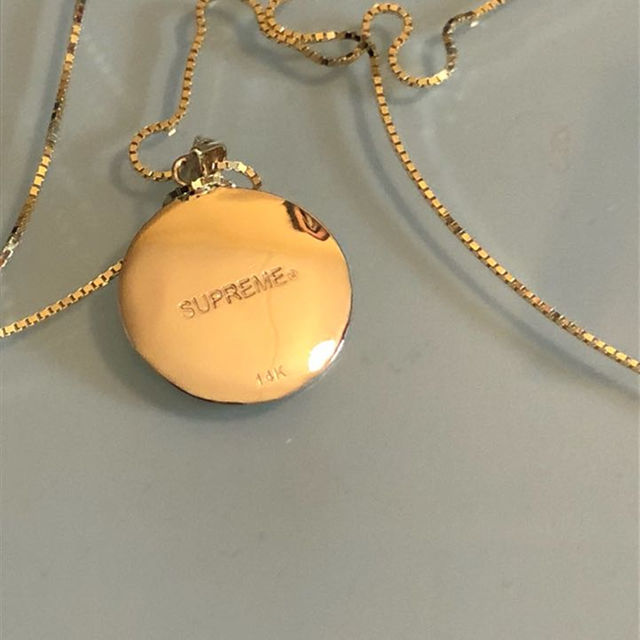 18ss supreme gold justice pendant ネックレス