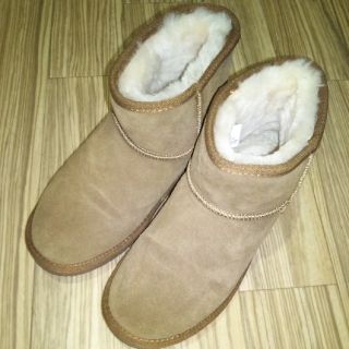 ミネトンカ(Minnetonka)のMINNETONKA　ムートンブーツ(ブーツ)