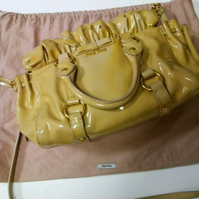 MIU MIU - 専用ですミュウミュウフリルバッグタイムセール