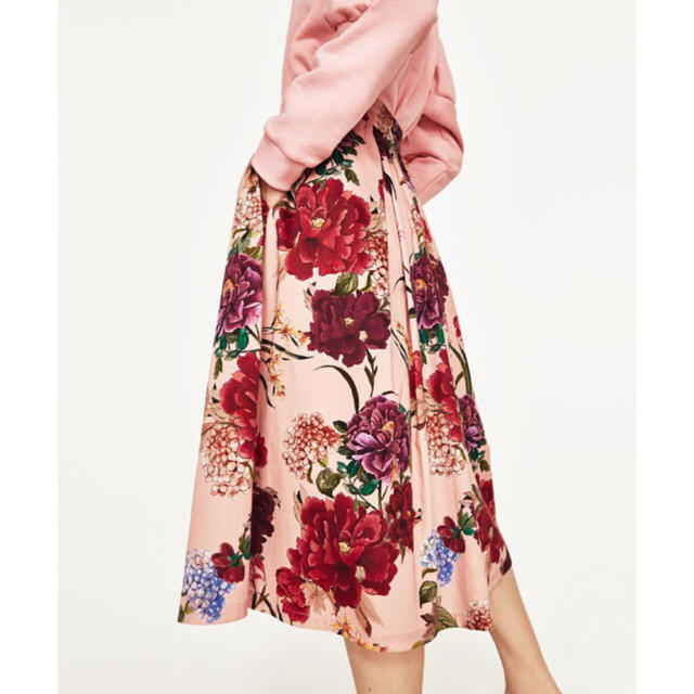 ZARA(ザラ)の花柄ミディスカート✳︎ZARA WOMAN レディースのスカート(ひざ丈スカート)の商品写真