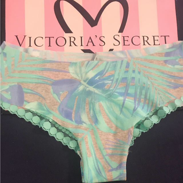 Victoria's Secret(ヴィクトリアズシークレット)のSsize ビクトアシークレット １３００円 ♡ レディースの下着/アンダーウェア(ショーツ)の商品写真