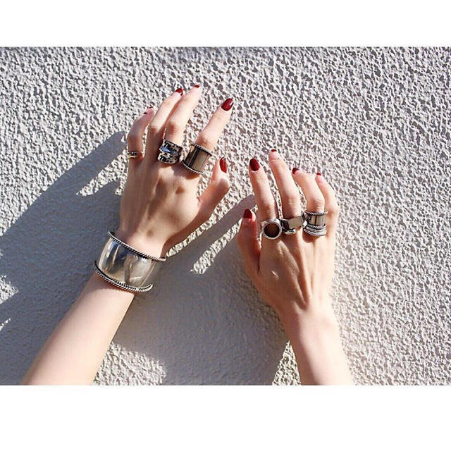 BEAUTY&YOUTH UNITED ARROWS(ビューティアンドユースユナイテッドアローズ)のちぇる様専用★新品 soierie twist  short ring e.m. レディースのアクセサリー(リング(指輪))の商品写真