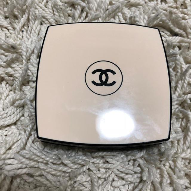 CHANEL(シャネル)のシャネルアイシャドウ コスメ/美容のベースメイク/化粧品(アイシャドウ)の商品写真