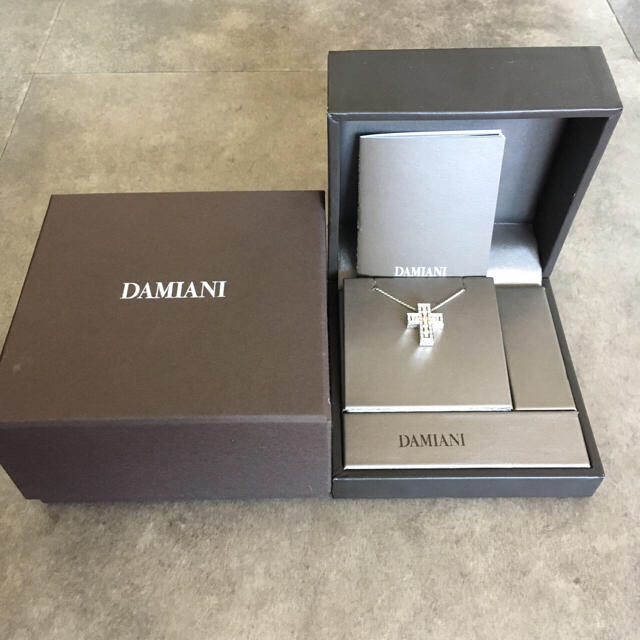 Damiani(ダミアーニ)のR様専用 レディースのアクセサリー(ネックレス)の商品写真