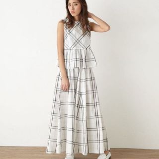 マウジー(moussy)の新品 moussy チェックロングスカート  レッド(ロングスカート)