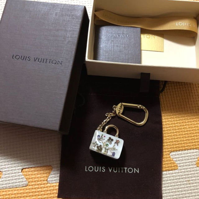 LOUIS VUITTON(ルイヴィトン)のヴィトン♡バッグチャーム レディースのファッション小物(その他)の商品写真