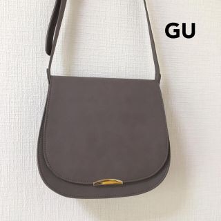 ジーユー(GU)の美品 gu サドルショルダーバッグ(ショルダーバッグ)