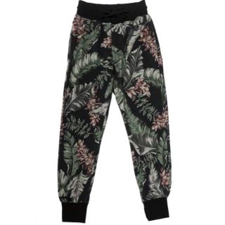 DRIES VAN NOTEN(ワークパンツ/カーゴパンツ)のフリマアイテム一覧 DRIES VAN NOTEN(ワークパンツ/カーゴパンツ)のフリマアイテム一覧