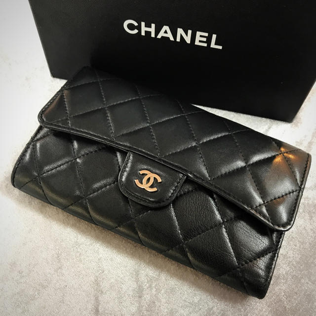 CHANEL(シャネル)のAndromeda様専用 CHANEL 長財布 マトラッセ レディースのファッション小物(財布)の商品写真