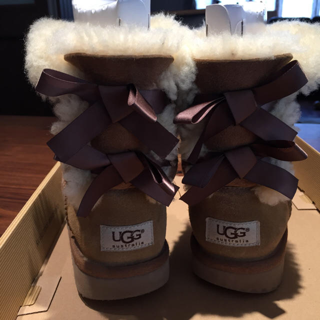 UGG(アグ)のチロル♡様専用  UGG 21cm キッズ/ベビー/マタニティのキッズ靴/シューズ(15cm~)(ブーツ)の商品写真