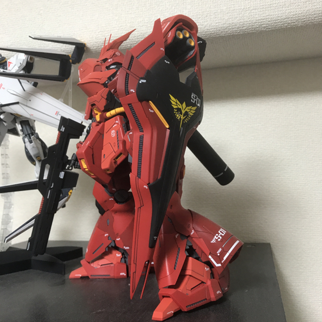 MG サザビー νガンダム ver ka 完成品の通販 by オドロキーヌの MG サザビー νガンダム ver ka 完成品の通販 by オドロキーヌの