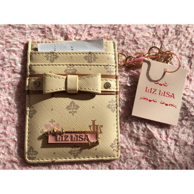 LIZ LISA(リズリサ)のリズリサ   パスケース レディースのファッション小物(パスケース/IDカードホルダー)の商品写真