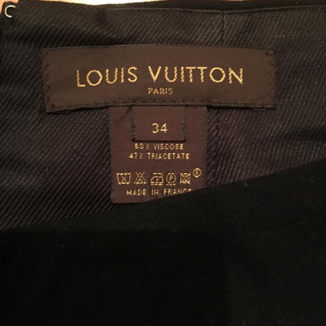 LOUIS VUITTON(ルイヴィトン)の【ルイ.ヴィトン】スカート  黒 サイズ 34 レディースのスカート(ひざ丈スカート)の商品写真