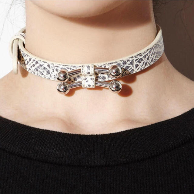 PAMEO POSE(パメオポーズ)のCANIS LUPUS COLLAR パメオポーズ チョーカー レディースのアクセサリー(ネックレス)の商品写真