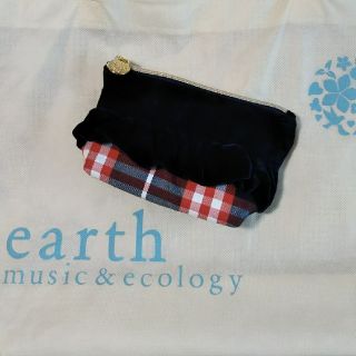 アースミュージックアンドエコロジー(earth music & ecology)の【新品】earth music＆ecology ノベルティポーチ おまけ付き(ポーチ)