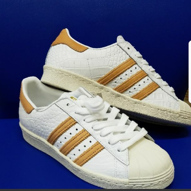 SUPERSTAR(スーパースター)のadidas☆SUPER STAR 新品ladies23.5  レディースの靴/シューズ(スニーカー)の商品写真