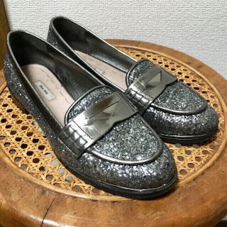 ミュウミュウ(miumiu)のmiu miu ミュウミュウ  グリッターローファー 35 本物 直営店購入(ローファー/革靴)