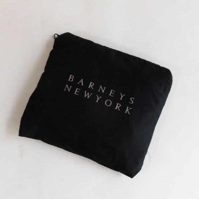 BARNEYS NEW YORK(バーニーズニューヨーク)の値下げセール！ BARNEYS NEWYORK レインパーカー（未使用品） メンズのジャケット/アウター(その他)の商品写真