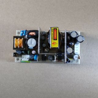 スイッチング電源 （CE/ UL規格品） ＋5.1V 6A ★新品(その他)