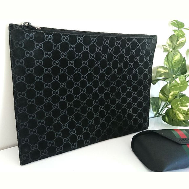 Gucci 正規 Gucci スエード レザー Gg クラッチバッグ 黒 レディース メンズの通販 By 即日発送 送料込み グッチならラクマ Gucci 正規 Gucci スエード レザー Gg クラッチバッグ 黒 レディース メンズの通販 By 即日発送 送料込み グッチならラクマ