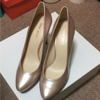 ナインウエスト(NINE WEST)の新品♡ナインウエスト♡シャンパンピンクパンプス(ハイヒール/パンプス)