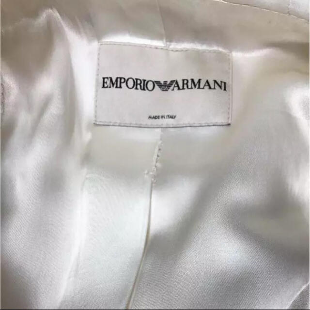 Emporio Armani(エンポリオアルマーニ)の正規品 エンポリオアルマーニ ウール コート オフホワイト レディースのジャケット/アウター(ロングコート)の商品写真