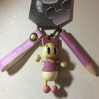 デイジー(Daisy)のディズニーストア デイジーのキーリング 未使用新品(キーホルダー)