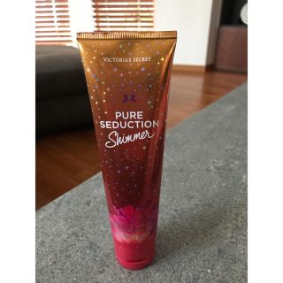 ヴィクトリアズシークレット(Victoria's Secret)のお値下げ！ヴィクトリアシークレット ボディローション ラメ入り(ボディローション/ミルク)