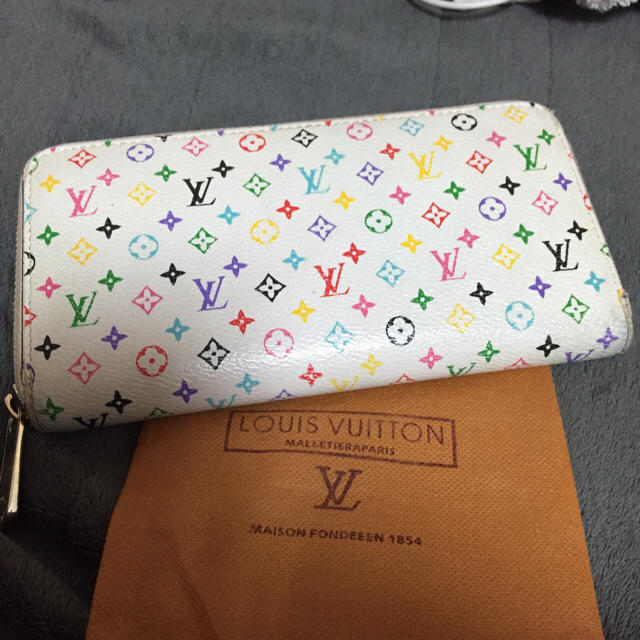 LOUIS VUITTON(ルイヴィトン)のヴィトン マルチカラー ジッピーウォレット レディースのファッション小物(財布)の商品写真