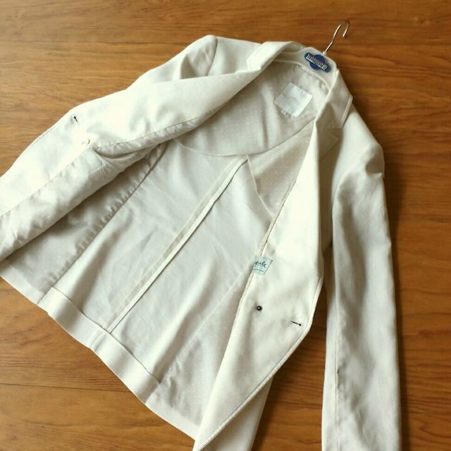 kumikyoku（組曲）(クミキョク)のタグ付き未使用品　組曲のジャケット レディースのジャケット/アウター(テーラードジャケット)の商品写真