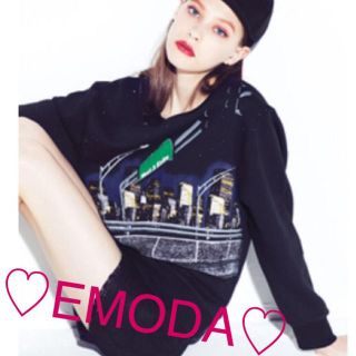 エモダ(EMODA)の美品❤️EMODA❤️トレーナー(トレーナー/スウェット)