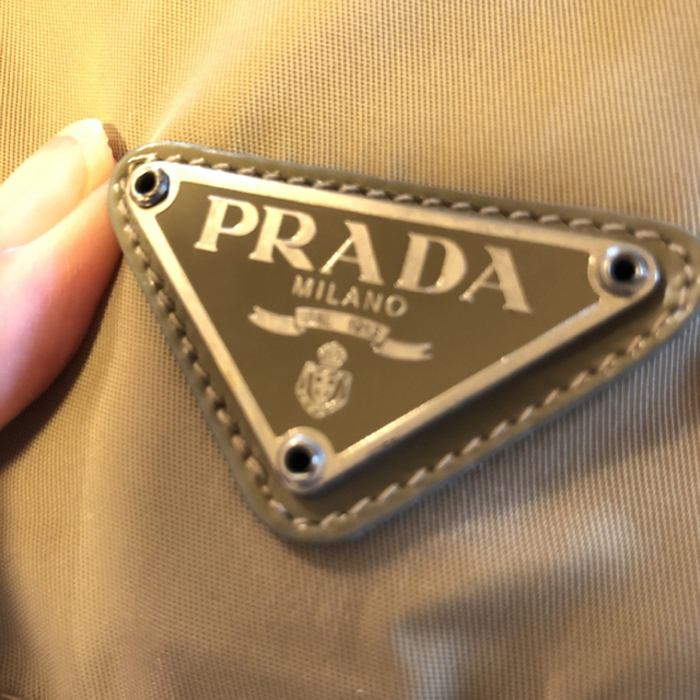 PRADA(プラダ)の《確認用》短時間のみ使用 プラダ リュック PRADA ヴィトン レディースのバッグ(リュック/バックパック)の商品写真