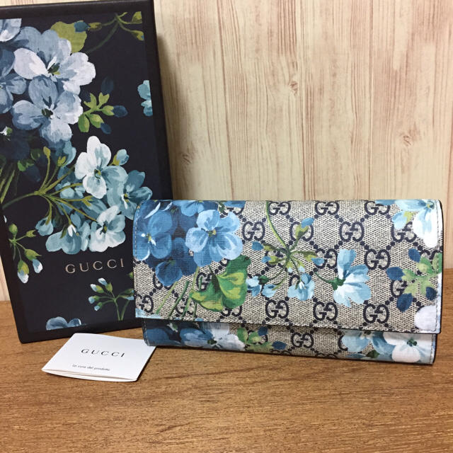 登場! フレンチ GGブルームス グッチ 新品 Gucci フラップ 花柄♡ ブルー 長財布 財布